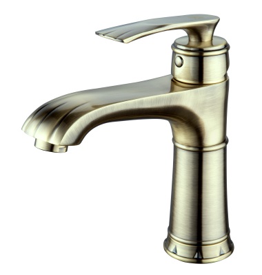 06 Смеситель для умывальника с гайкой Люкс А3006