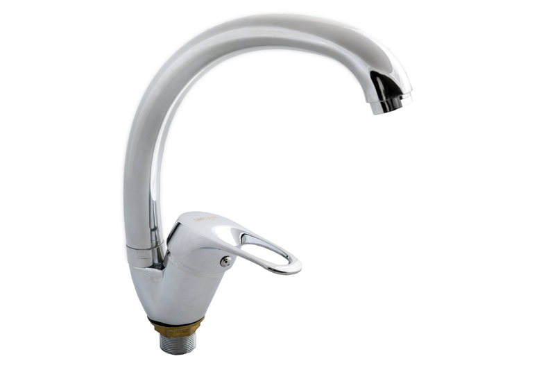 42 Смеситель для кухни с гайкой (утка)  С4342