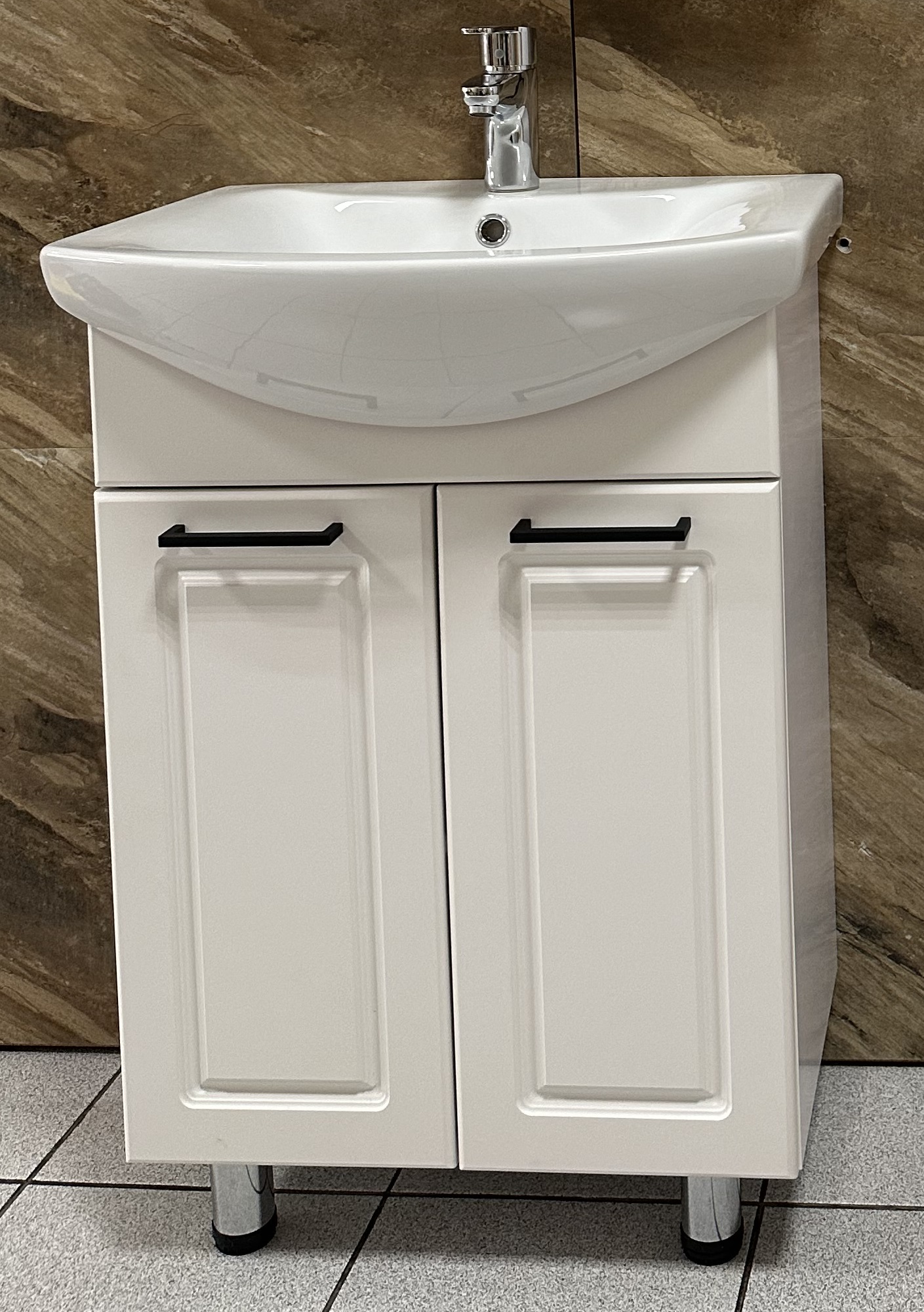 1 Тумба  "Дионис СОМО 60" 2 ящика с доводчиком