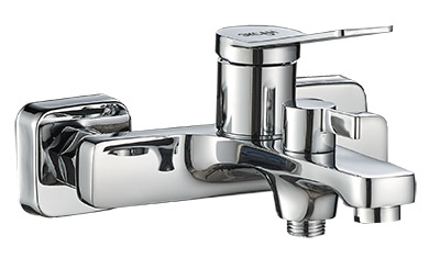 15 Смеситель для ванны с коротким изливом СВ8515