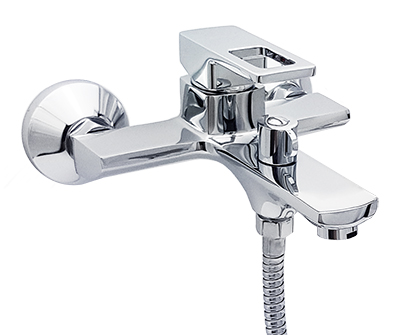 06 Смеситель для ванной с корот. изливом  СВ8506