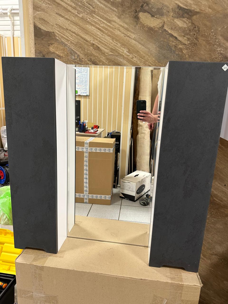 4 Шкаф зеркальный  "Уран 800" 2 створки Графит (фацет)